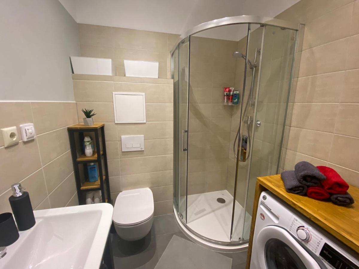 Pearl - New And Cosy Apartment Close To Center Riga Ngoại thất bức ảnh